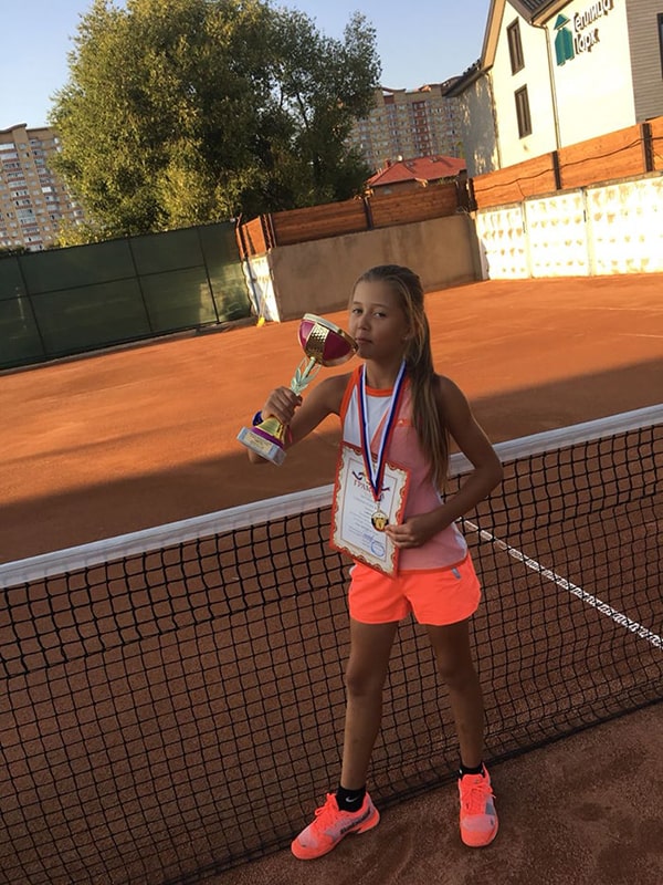 1 место в теннисном турнире Субханкулова Милина